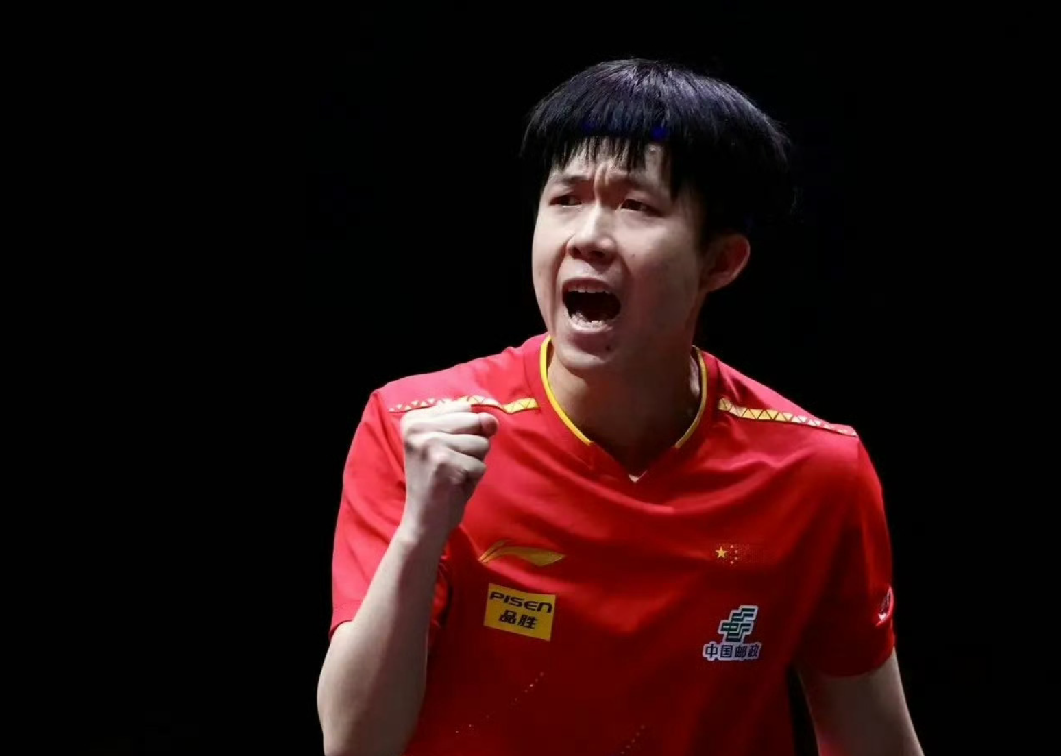 王楚钦3-1格罗特晋级8强!第二局极限逆转,三四局火力全开!